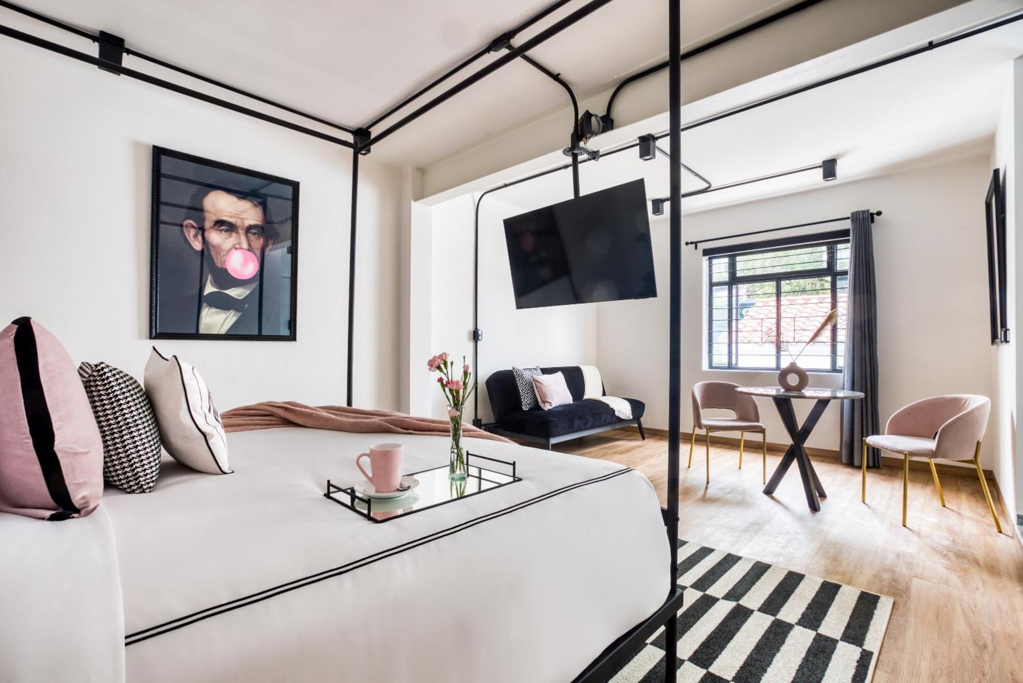 Utopic Campos Eliseos By Uliv Mexico City Room photo
